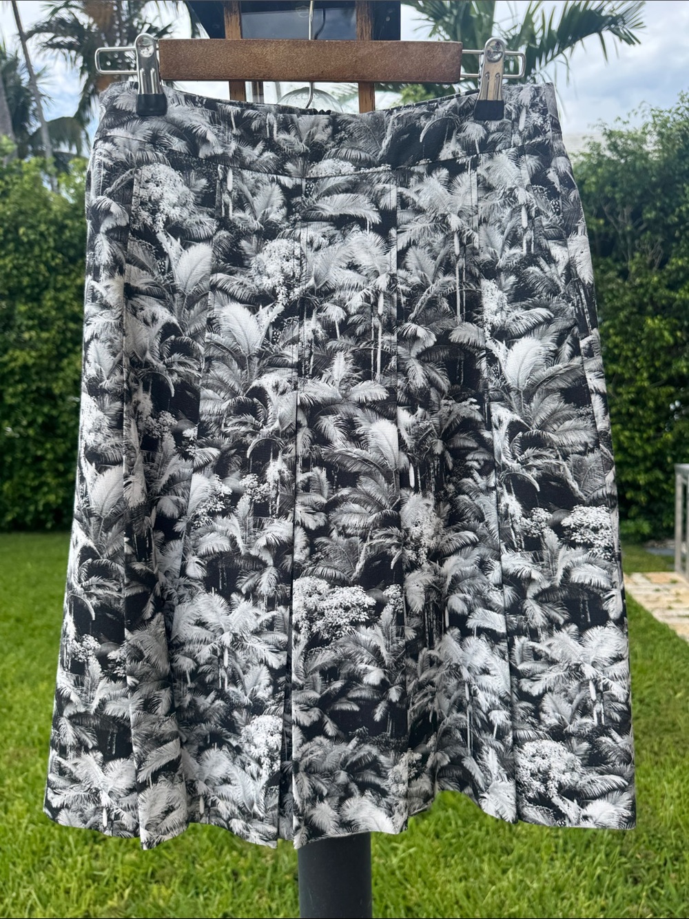 Dries Van Noten Black and White Palm-Print A-Line Skirt Size 38